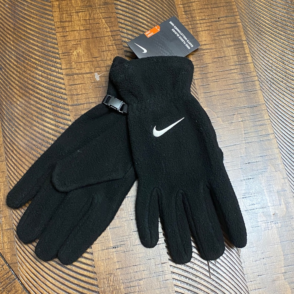 Nike Black Fleece Gloves